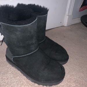 ugg short bailey bow boots